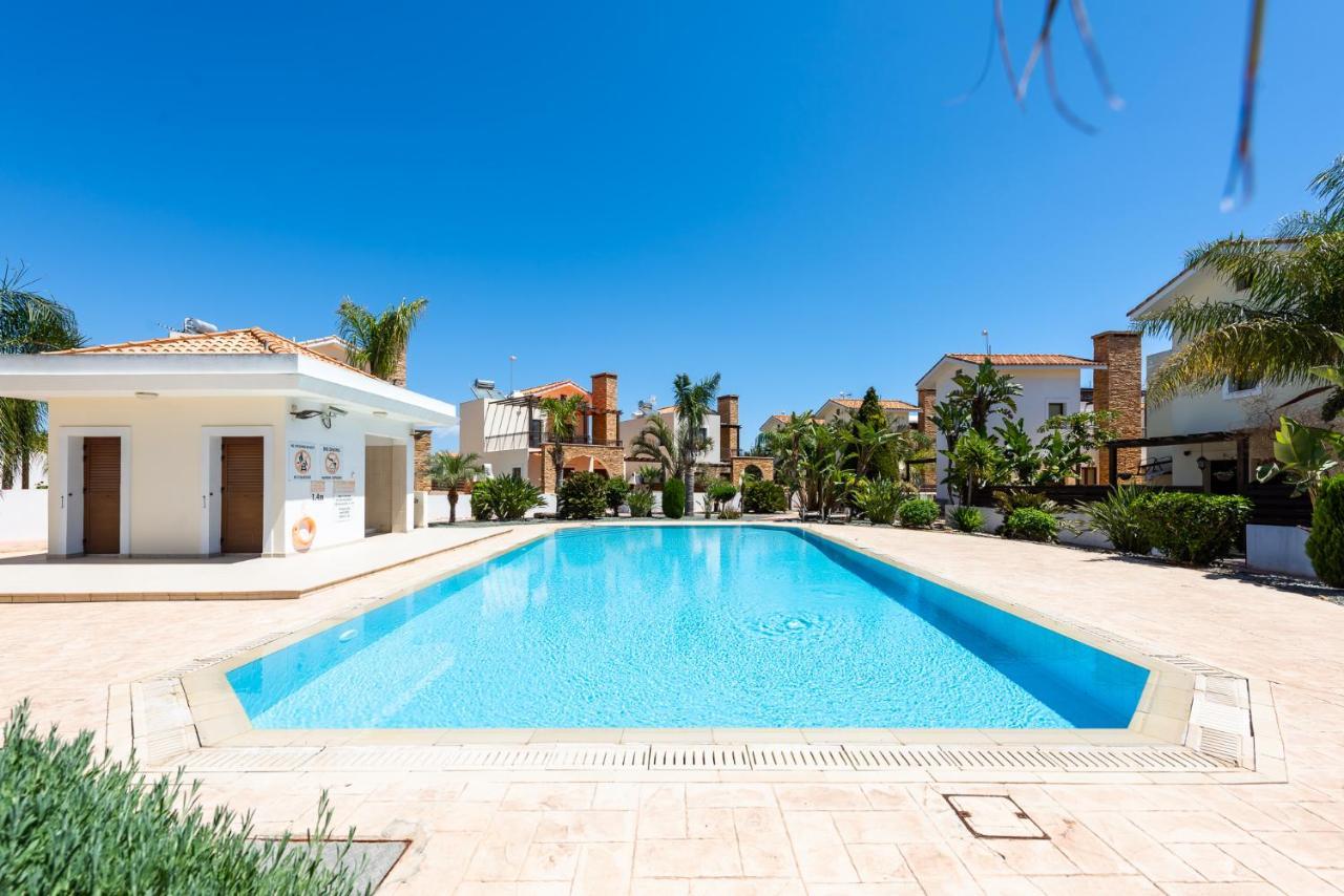 Villa Alexandra By Ezoria Villas Ajía Nápa Eksteriør bilde