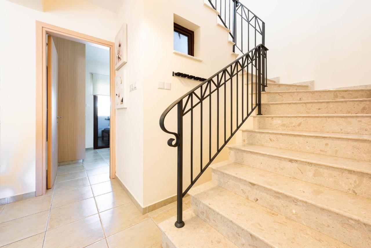 Villa Alexandra By Ezoria Villas Ajía Nápa Eksteriør bilde